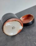 Anne Droeshout - Item N° 11 - Keramisch gedraaide pot met deksel