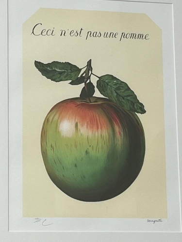 René Magritte - ceci n'est pas une pomme