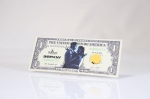Dollar Dismaland Banksy Mobile lovers